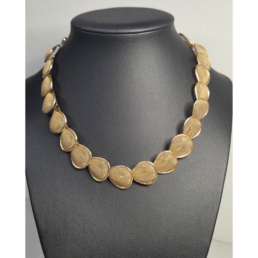 Vintage Teardrop Mesh Gold Tone Necklace